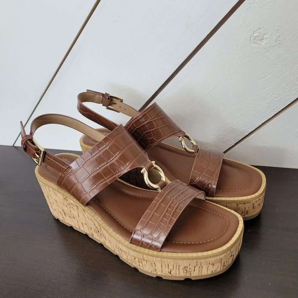 NEW Giani Bernini Harperr Memory Foam Platform  Cinnamon Croc  10 Sandals